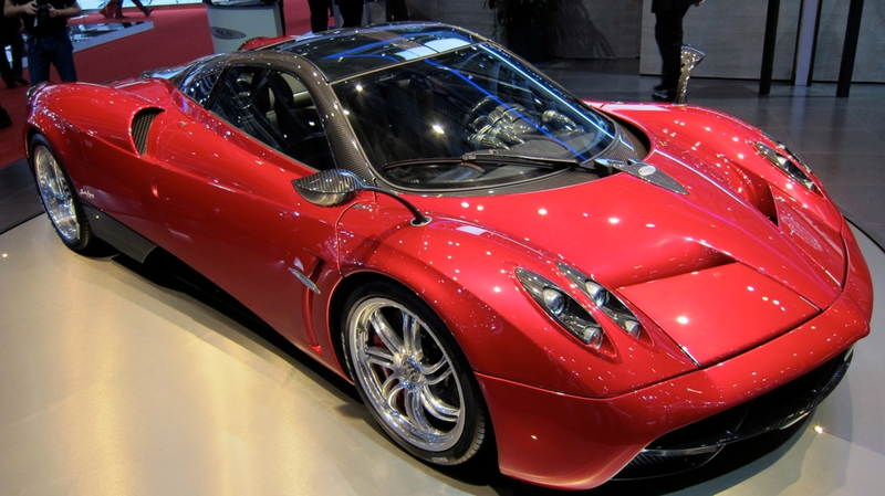 Illustration for article titled The 235 mph Pagani Huayra will make you heave with joy